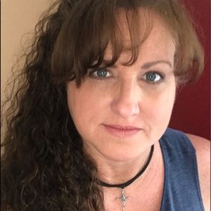 Meet your Posher, Dana